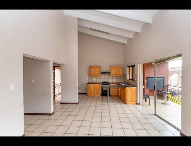 2 BEDROOM APARTMENT FOR SALE IN WHITE RIVER EXT 18